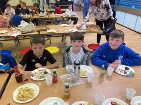 Pizza buddy bash for P7